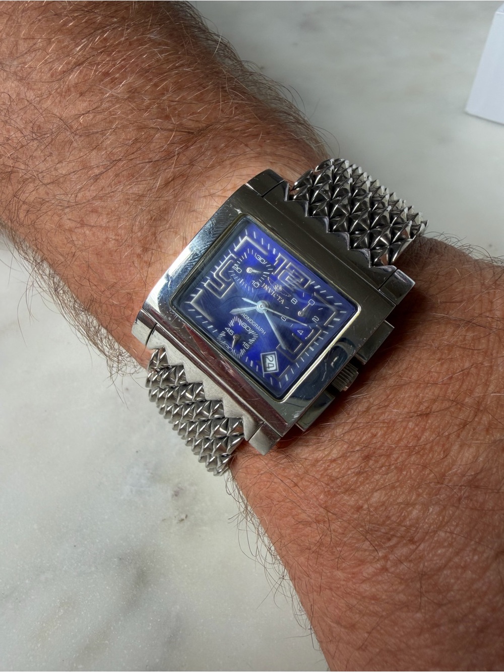 Invicta Silver Stainless Steel Watch with Blue Dial - Picture 4 of 7